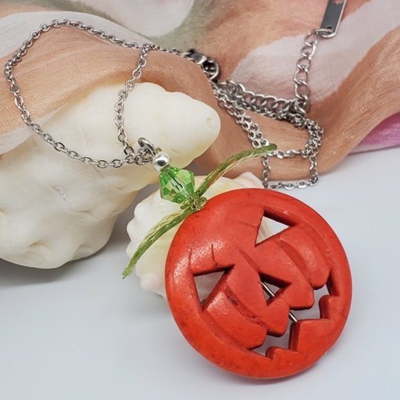 Anthropologie Jewelry - 🌱 Anthro Halloween Natural Hawolite Stone Silver Necklace